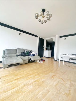 Thumbnail Flat to rent in Rowley Way, St John's Wood, London