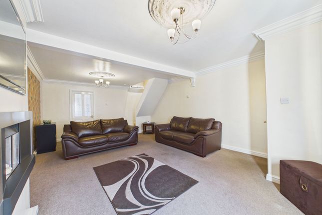 8 Dalzell Street, Moor Row photo 3