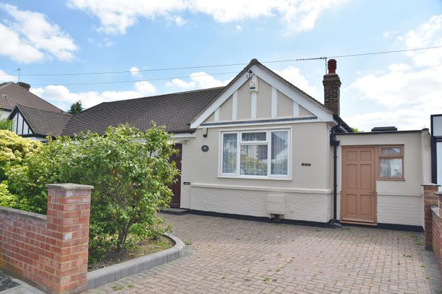 2 Bed Bungalow For Sale In Waverley Avenue Whitton Twickenham Tw2