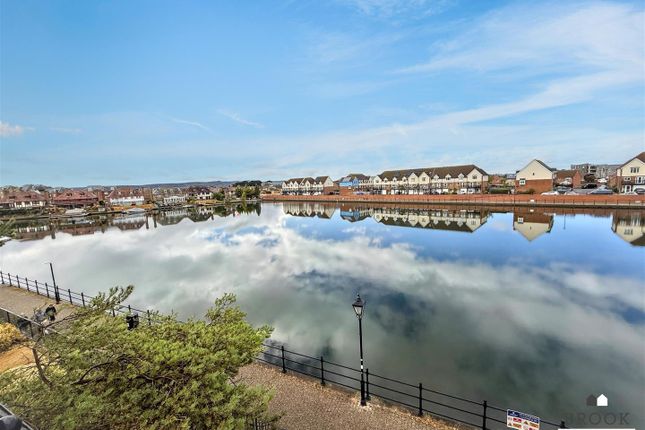 Flat A, 101, Long Beach View, Eastbourne photo 2