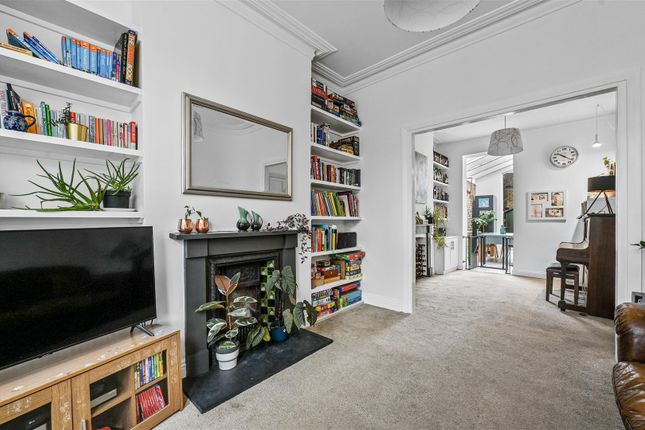 Terraced house for sale in Chestnut Avenue, London