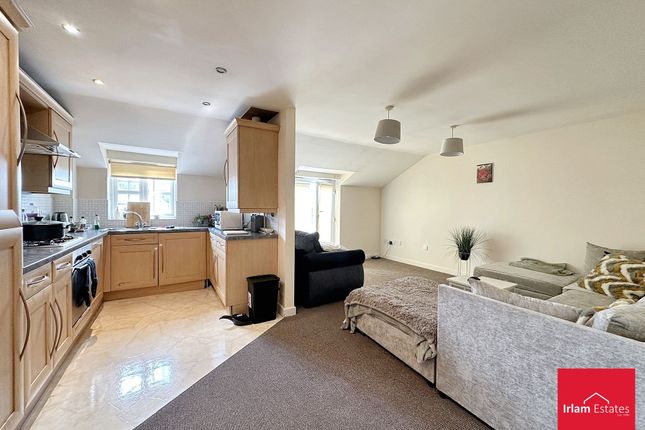 31 Glenmuir Close, Manchester photo 4