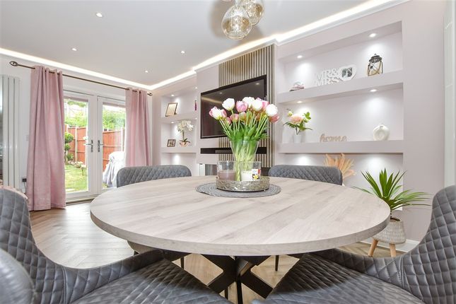 Cuthbert Close, Maidstone photo 4