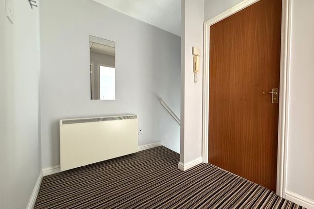 12, Badgers Brow, Bucknall Road, Stoke-on-Trent photo 3
