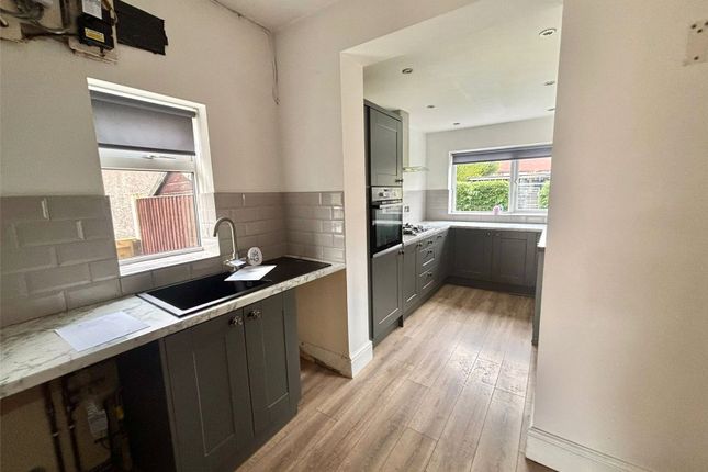 13, Brooke Avenue, Cheshire photo 3