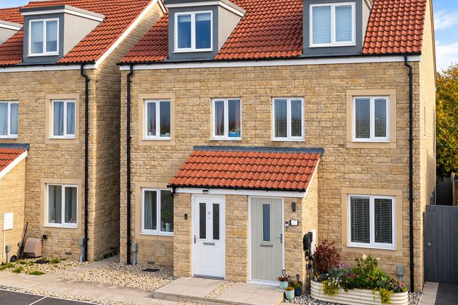 3-bed semi-detached on Marigold Road, Frome, £300,000