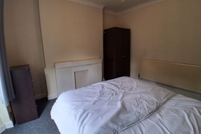 Room 1, 88 Elizabeth Terrace, Wisbech photo 3