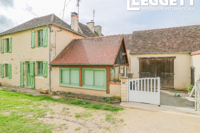 Thumbnail Villa for sale in La Trimouille, Vienne, Nouvelle-Aquitaine