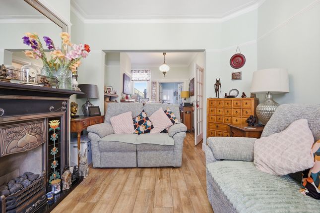 25, Osborne Road, Westcliff-on-sea photo 4