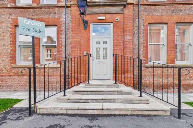Apartment 2 - Tatton Place, 30, Tatton Road, Manchester photo 2