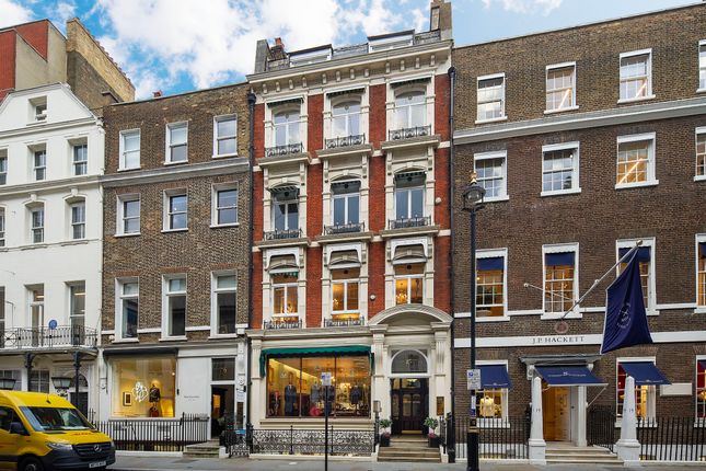 Office to let in 15 Savile Row, London
