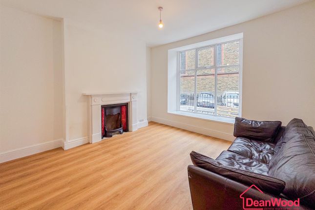 1, Myrtle Street, Douglas photo 2