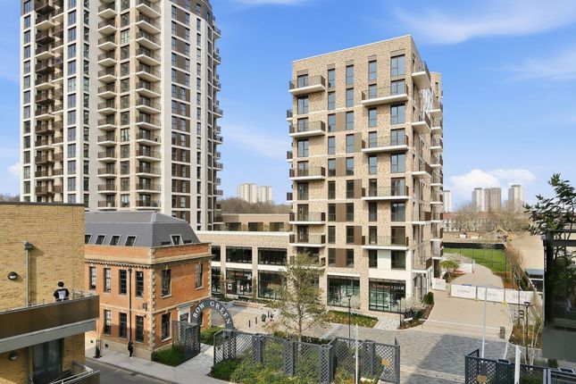 141 Bow Common Lane, London photo 4