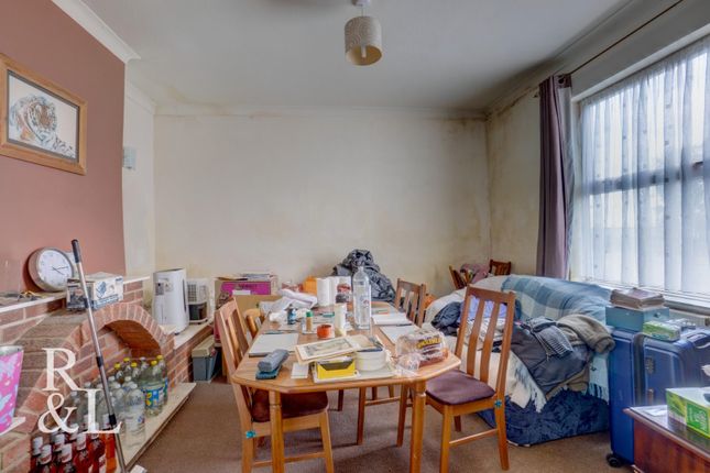 44, Hearthcote Road, Swadlincote photo 4