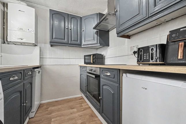 69, Erica Road, Cambs photo 5