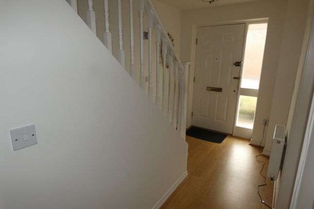 11, Royston Court, Waunceirch photo 5
