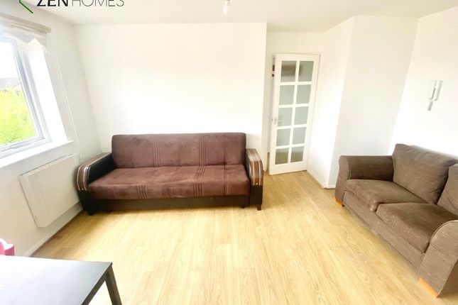 Thumbnail Flat to rent in Waddington Close, Burleigh Road, Enfield