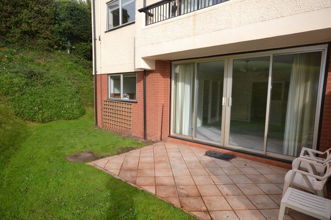 Flat 8, Redcliff Court,, Cliff Road, Devon photo 3