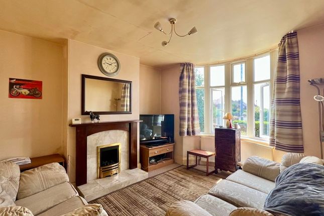 77, Newland Avenue, Scunthorpe photo 2