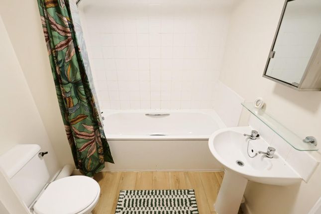 154, Saddlery Way, Chester photo 4