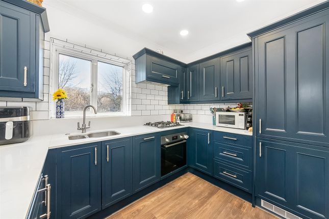 64, Haydn Avenue, Purley photo 3