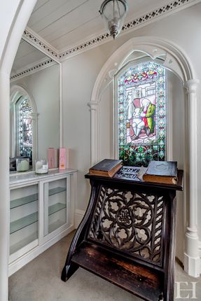 8635654-Interiorwm32-800