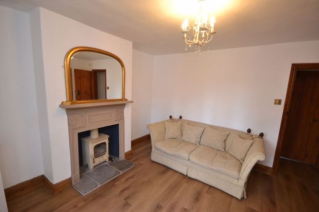 2 Gothic Cottages, School Lane, Wigan photo 4