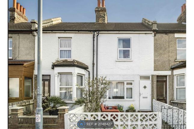 Thumbnail Terraced house to rent in St. Vincents Road, Dartford