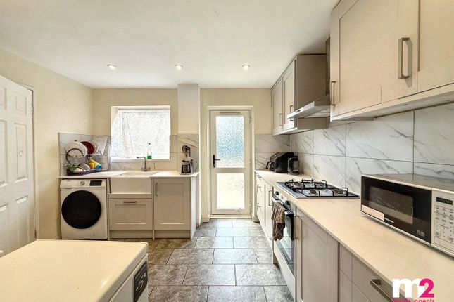 2, Playford Crescent, Newport photo 5