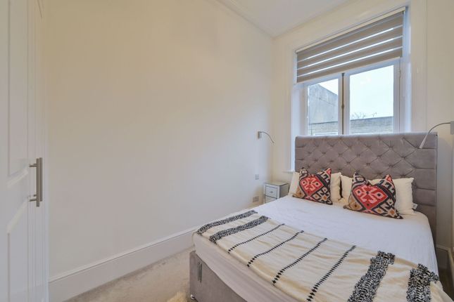 Trebovir Road, Earls Court photo 2
