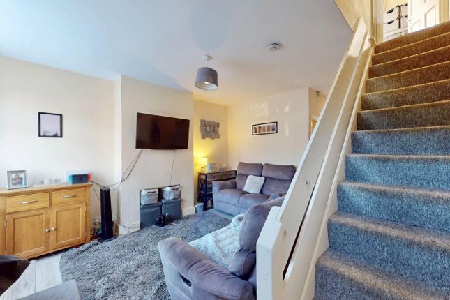 7, Fredora Avenue, Hayes photo 4