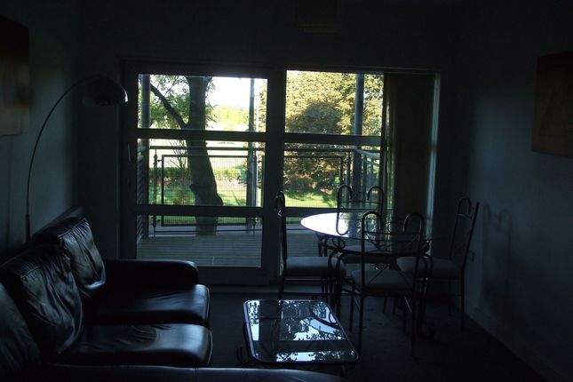 86, Montmano Drive, Manchester photo 3