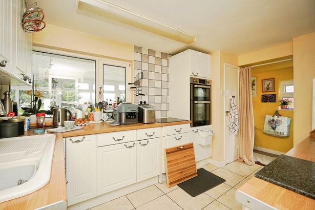 25, Cauldham Close, Folkestone photo 4