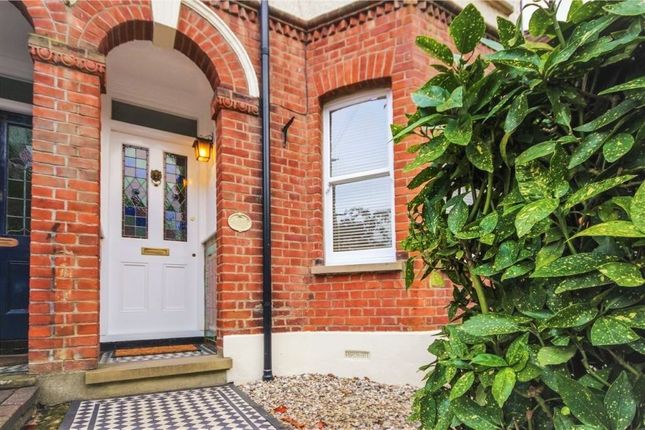 Thumbnail Semi-detached house for sale in Fulham, London