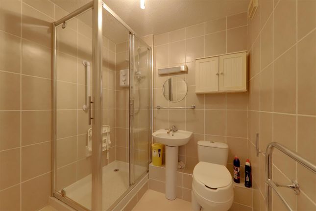 Flat for sale in Gainsborough Lodge, South Farm Road, Broadwater, Worthing