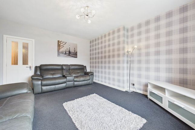 286, O`Wood Avenue, Motherwell photo 4