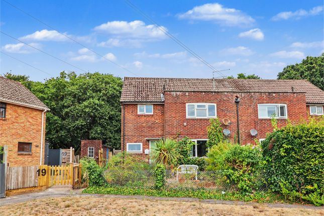 1-bed flat on Flat 21A, Sandy Plot, Christchurch, £50,000