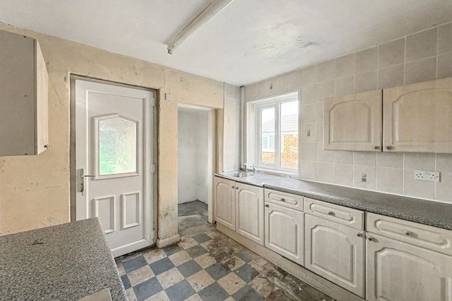 9 Council Villas, Barrow Road, Barrow-upon-Humber photo 4