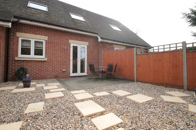 9, Tegan Close, Sutton photo 2