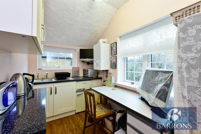 Terraced house for sale in Crossbrook Street, Cheshunt, Waltham Cross