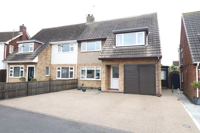 Thumbnail Semi-detached house to rent in Rothwell Road, Scunthorpe