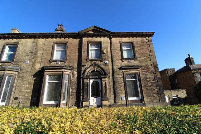 Thumbnail Flat to rent in 128 Trinity Street, Huddersfield, West Yorkshire