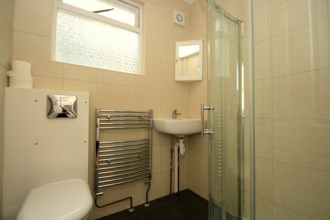 Flat 1a 393, Archway Road, London photo 4