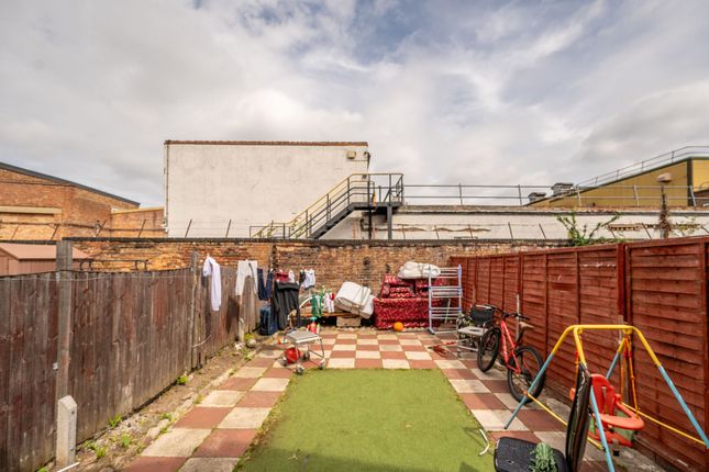 Chaucer Road, Forest Gate photo 4