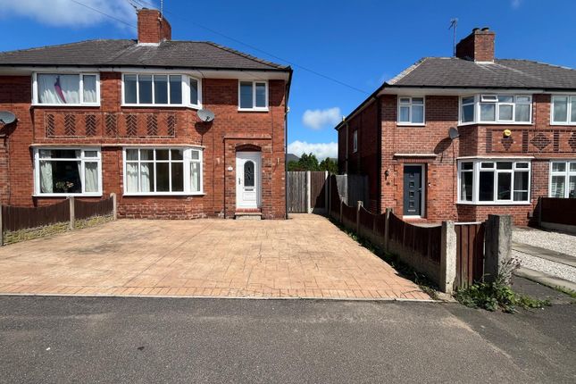 Thumbnail Semi-detached house to rent in Selhurst Road, Chesterfield