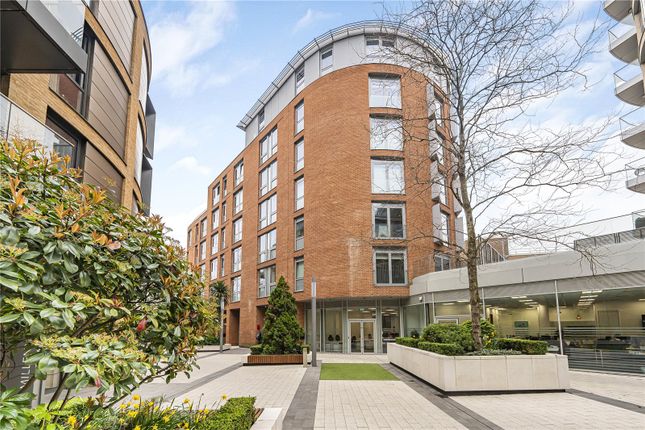 2-bed flat on 502, Walpole Lodge, London, £600,000