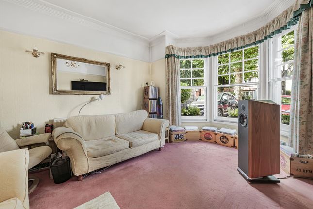 52, Sherwood Park Road, Sutton photo 2