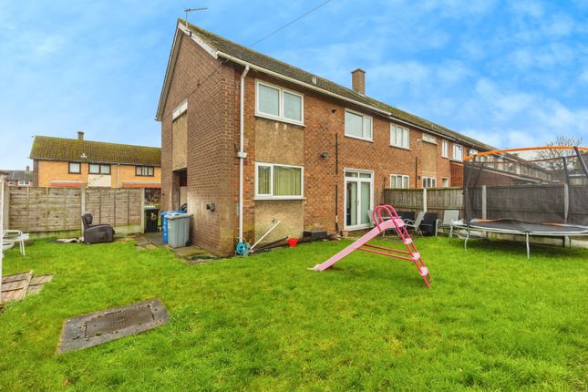 2, Palm Close, Greater Manchester photo 4