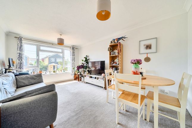 40, Sherborne Way, Southampton photo 3