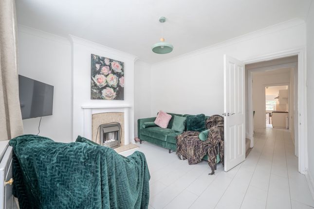 105 Henry Street, Kenilworth photo 2